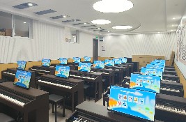 �������������������ǻ��������B�������M�������ʡ�dƽ�и��µڶ�С�W��ԭ�؎XС�W��